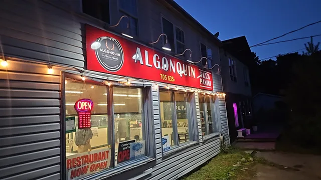 Algonquin pizza and panini