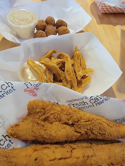 Caplinger's Fresh Catch Seafood Kitchen at The AMP