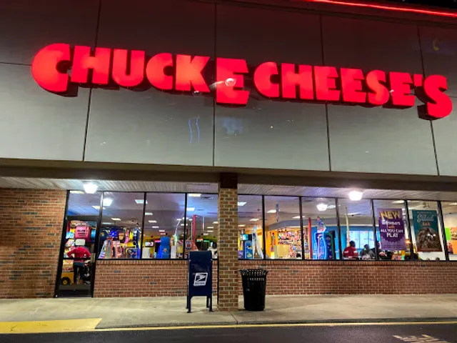 Chuck E. Cheese