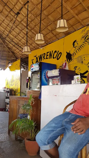 Lawrencios Shack