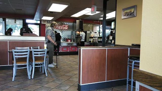 Hardee’s