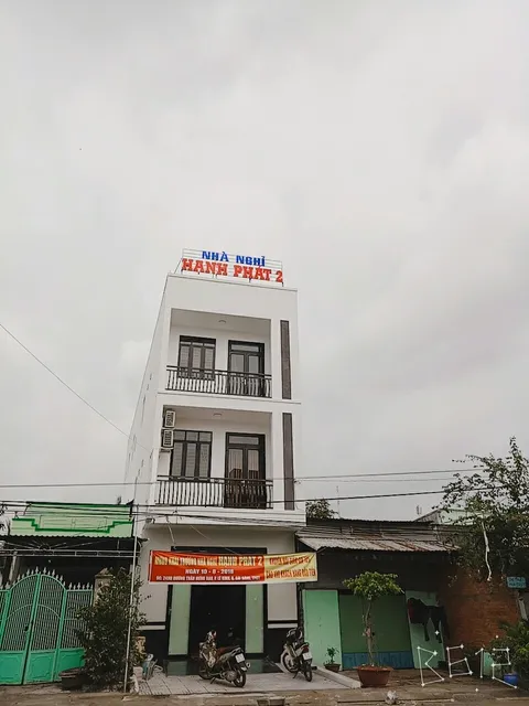 NHÀ NGHỈ HẠNH PHÁT 2