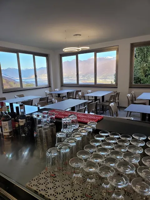 Snack Bar Fast Food Village