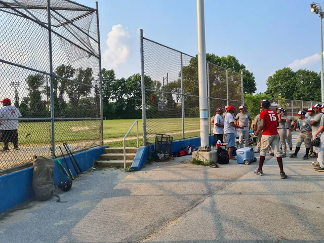 48th & Woodland Playground