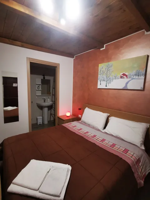 B & B -ANGELA'S HOUSE