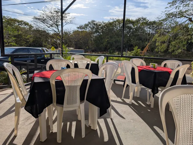 La Fogata Bar & Grill