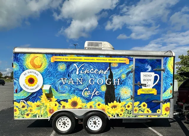 VINCENT VAN GOGH CAFE®️
