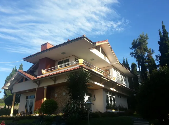 Villa Bougenville Lembang Asri