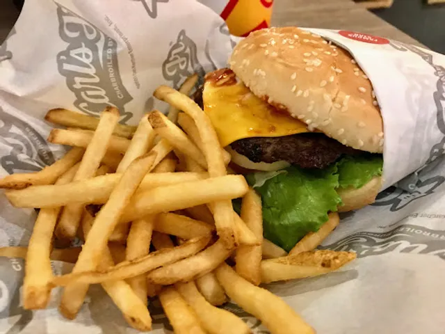 Carl's Jr. - Melawati Mall