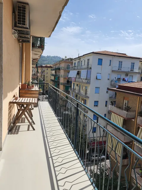 Stone's B & B Salerno