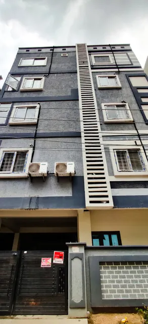 AG living spaces Financial district