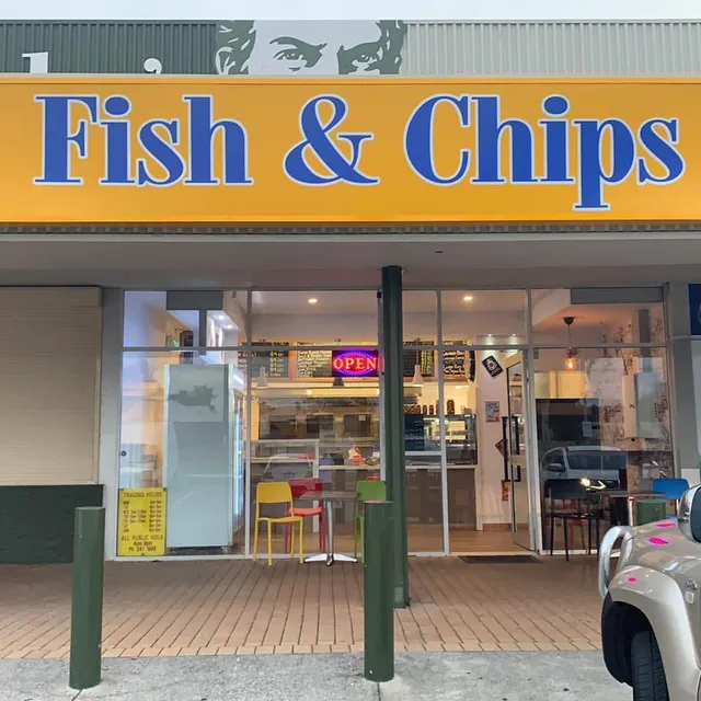 Balga Fieldgate Square Fish and Chips