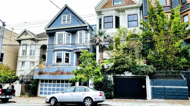 Maxime Leforestier's Blue House