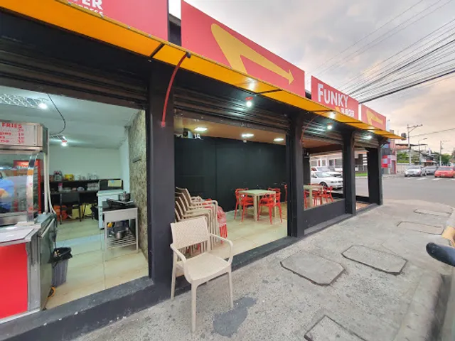 Funky Burger