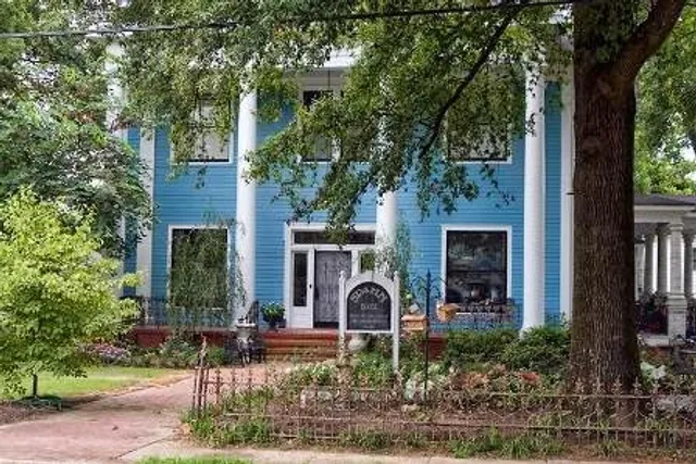 Spahn House Bed & Breakfast