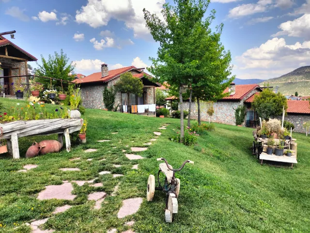 Çameli Taş Konaklar