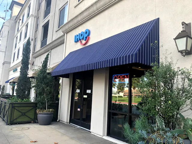 IHOP
