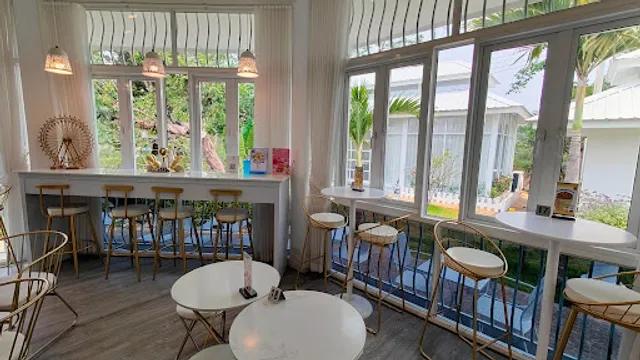 ทุเรียนคาเฟ่เชียงราย ทุเรียนสดพร้อมเสิร์ฟ Durianism cafe’ Chiang rai