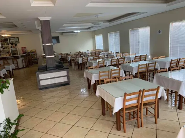 Restaurante Pratos e Espetos