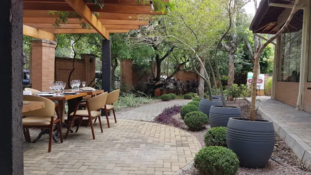 EMPÓRIO DAL GIARDINO Ristorante & Pizzeria