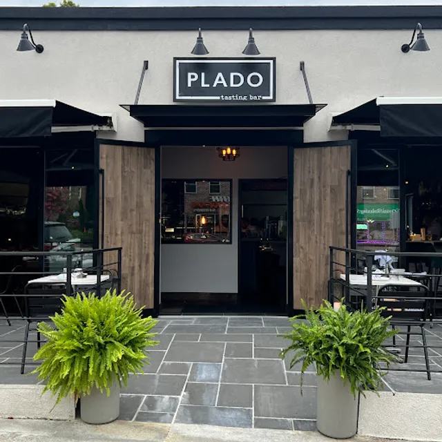 Plado Tasting Bar - Glen Cove