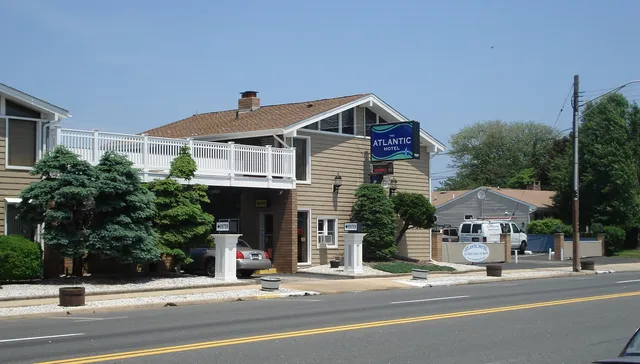 Atlantic Motel