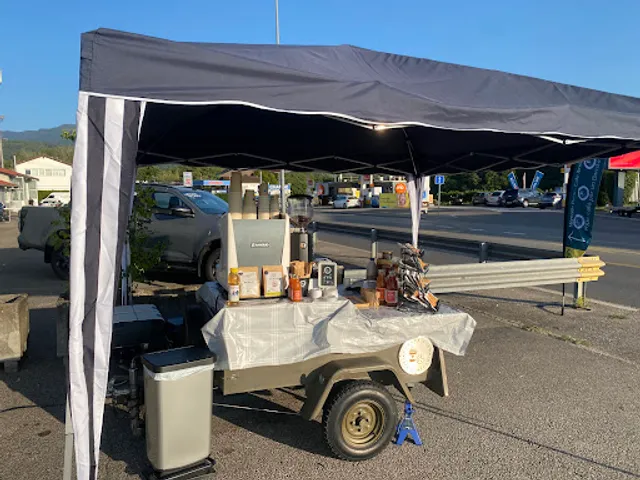 Nomade Brew - Bar à Cold Brew, Café, boulangerie and viennoiseries locales