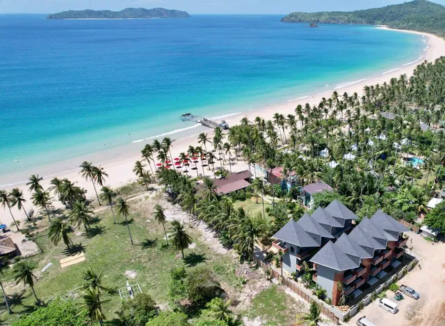 Nacpan Beach Resort (H Hotel Group)