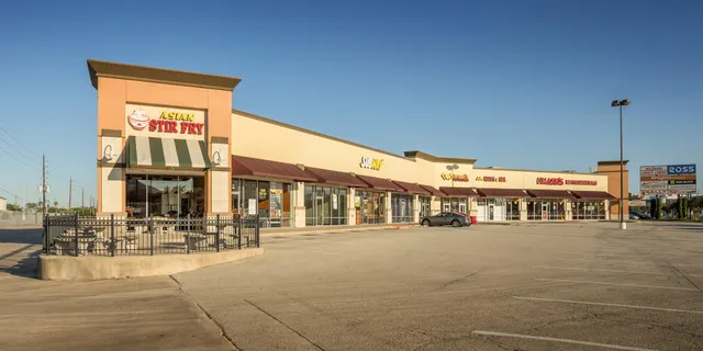 Shops at Three Corners