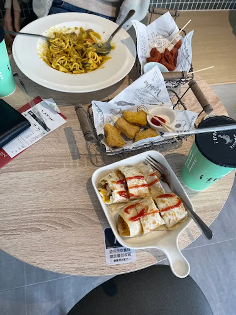 艾初早餐 嶺東精科店