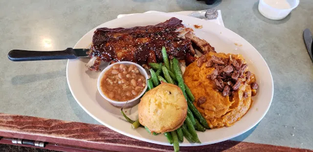 Greenie's Clubhouse at Delbrook