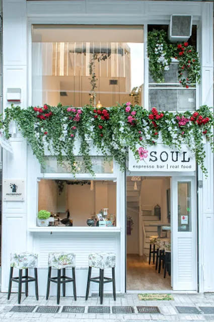 "Soul" espresso bar & real food