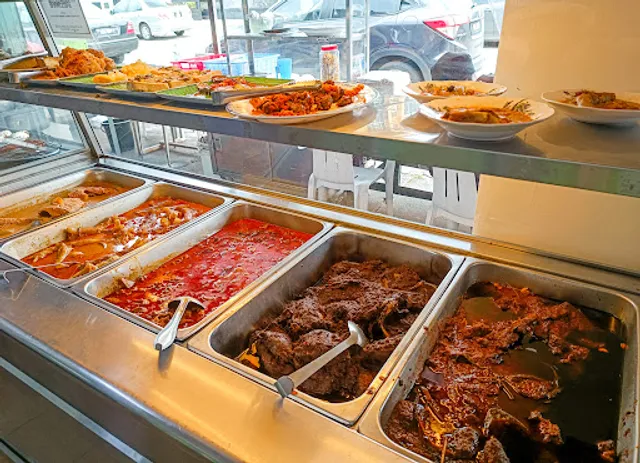 Kedai Makan Minang Maimbau (Nasi Padang)