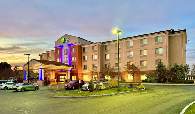 Holiday Inn Express & Suites Dewitt (Syracuse) by IHG