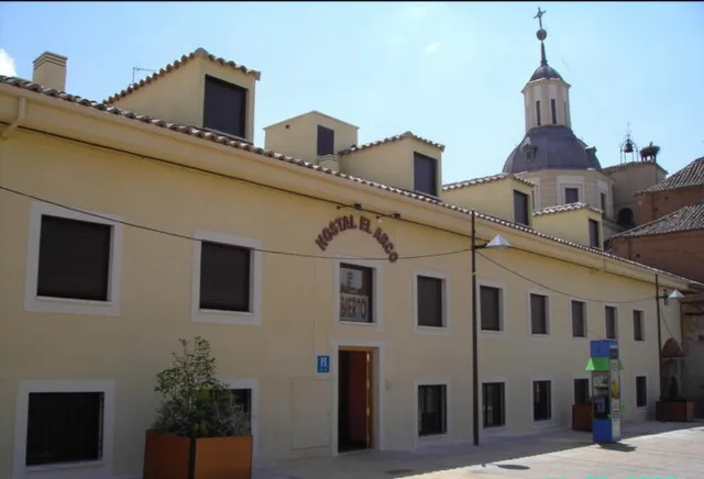 Hostal El Arco