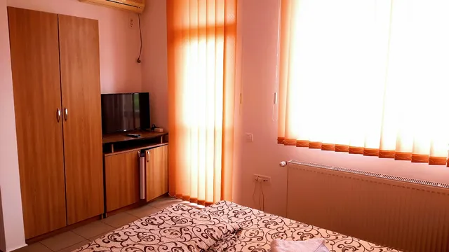 Vila Min / Restaurant autoservire / pizzerie