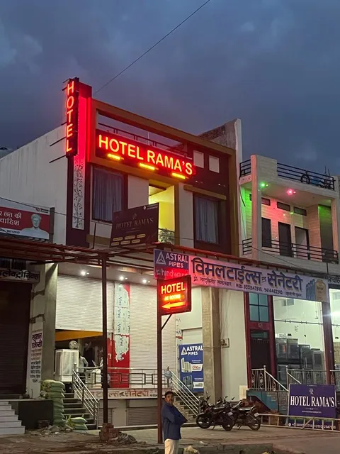 Hotel Rama's
