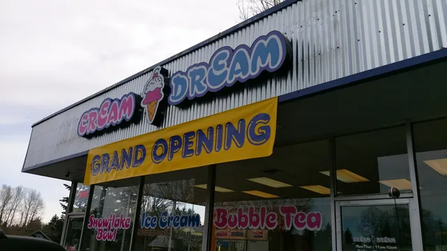 Ambaum Shopping Center