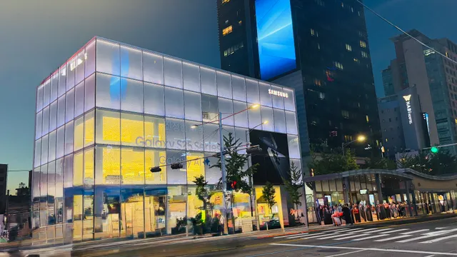 Hongik University Station Exit 4