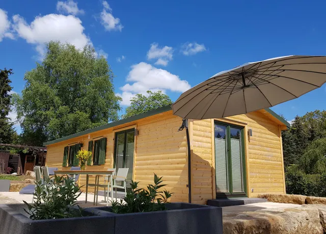 Ferienhaus und Tiny House Wald(h)auszeit