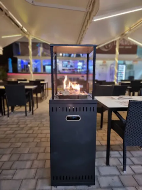 LA MORUNA Restaurante Lounge Bar