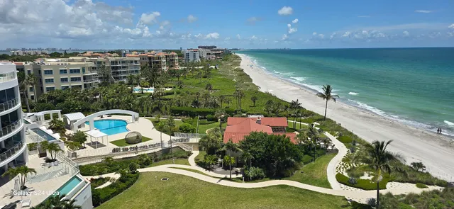 Islander Club of Longboat