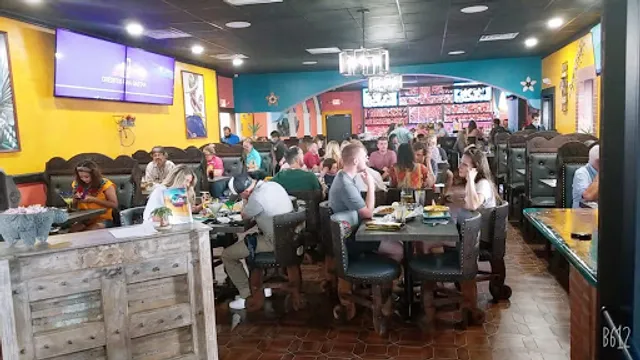 Las Palmas First Colonial