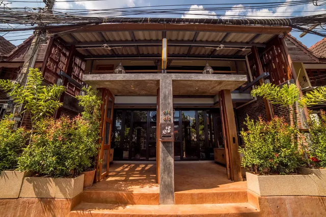 The Corner's Unique house