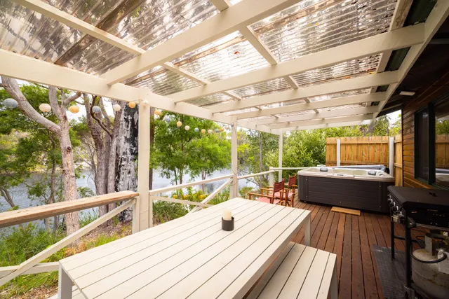 Donnelly Lakes Chalets