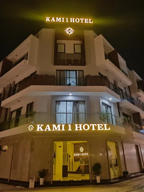 Kami Hotel 1