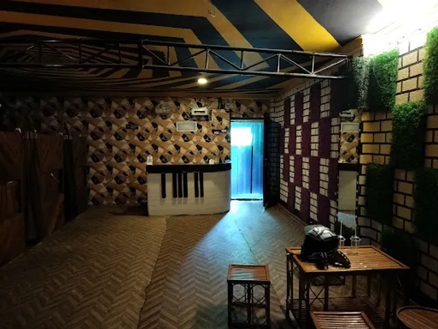 Dx cafe & lounge - Best Party Hall cabin cafe