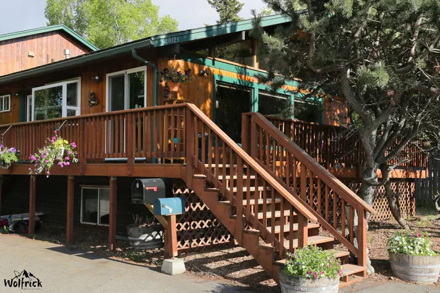 Jewel Lake Bed & Breakfast