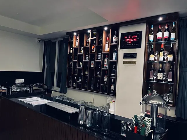 DGH RESTRO,BAR & KITCHEN