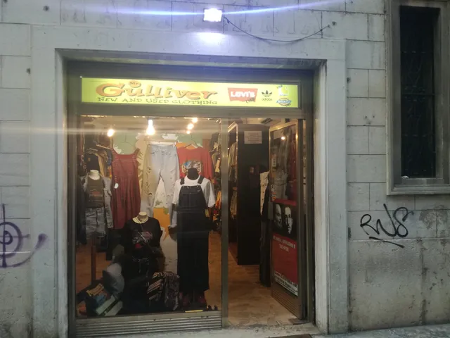 Mr. Gulliver Vintage Store Abbigliamento Accessori Scarpe